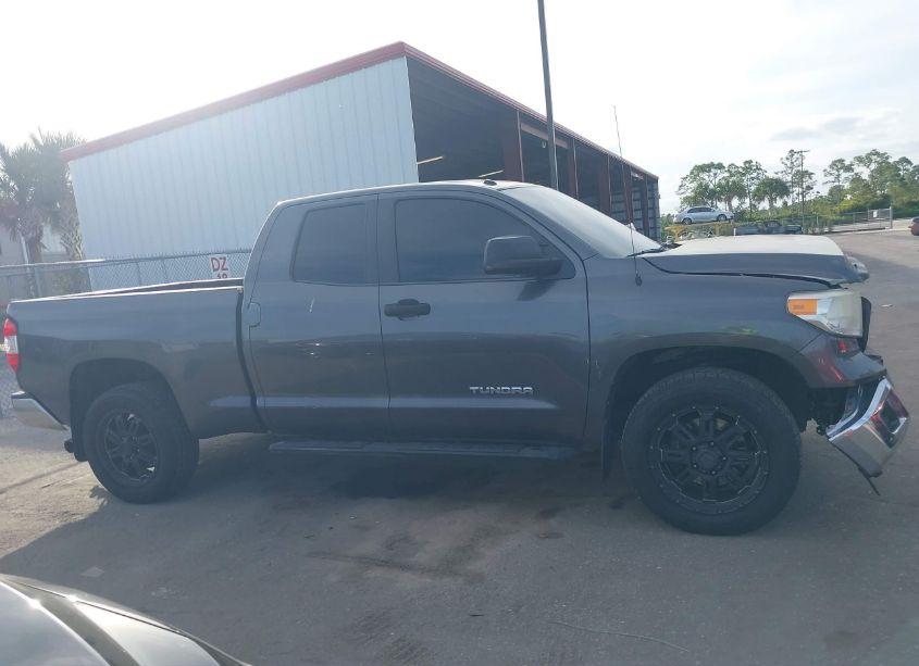 Photo 13 of 2016 Toyota Tundra SR5 4.6L V8 (VIN 5TFRM5F1XGX104442)