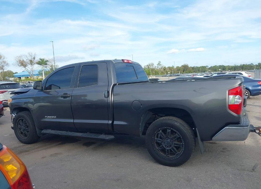 Photo 14 of 2016 Toyota Tundra SR5 4.6L V8 (VIN 5TFRM5F1XGX104442)
