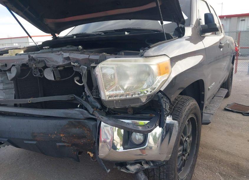 Photo 6 of 2016 Toyota Tundra SR5 4.6L V8 (VIN 5TFRM5F1XGX104442)