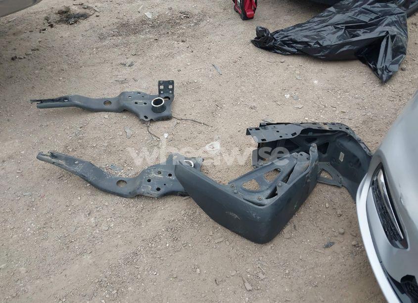 Photo 12 of 2019 Toyota Tundra SR 4.6L V8 (VIN 5TFRM5F1XKX143105)