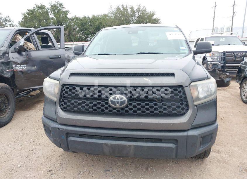 Photo 13 of 2019 Toyota Tundra SR 4.6L V8 (VIN 5TFRM5F1XKX143105)