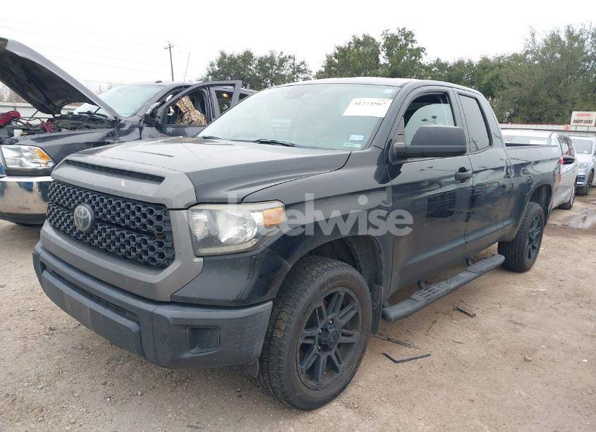 Photo 2 of 2019 Toyota Tundra SR 4.6L V8 (VIN 5TFRM5F1XKX143105)