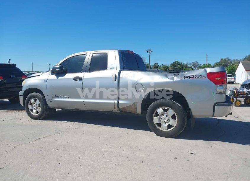 Photo 13 of 2007 Toyota Tundra SR5 4.7L V8 (VIN 5TFRT54127X009699)