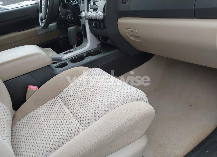 Photo 5 of 2007 Toyota Tundra SR5 4.7L V8 (VIN 5TFRT54127X012635)