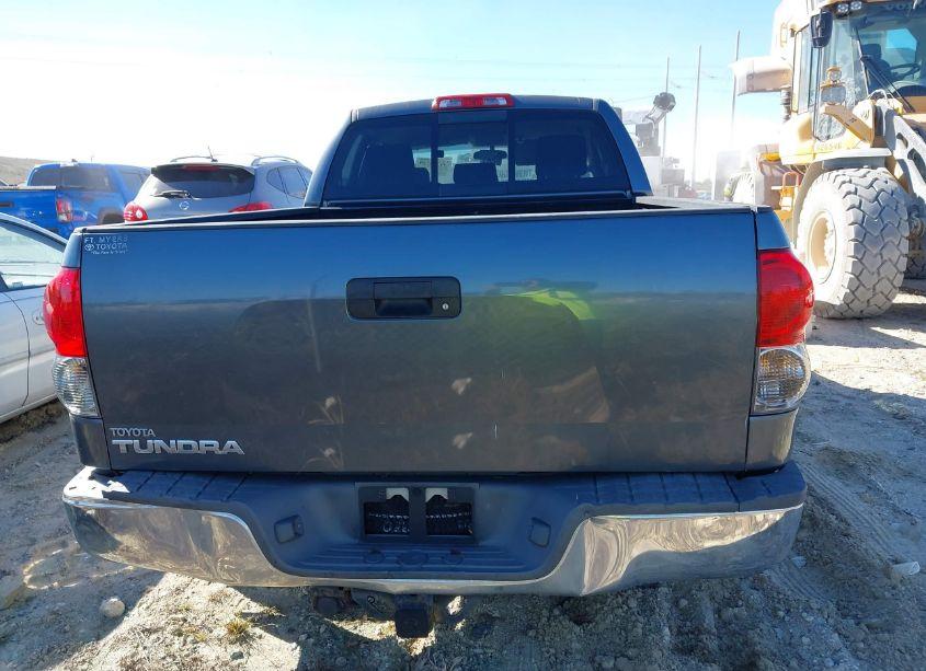 Photo 16 of 2007 Toyota Tundra SR5 4.7L V8 (VIN 5TFRT54127X015776)