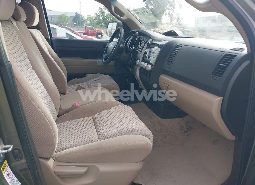 Photo 5 of 2007 Toyota Tundra SR5 4.7L V8 (VIN 5TFRT54137X007329)