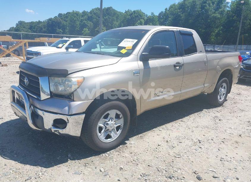 Photo 2 of 2007 Toyota Tundra SR5 4.7L V8 (VIN 5TFRT54167X009642)