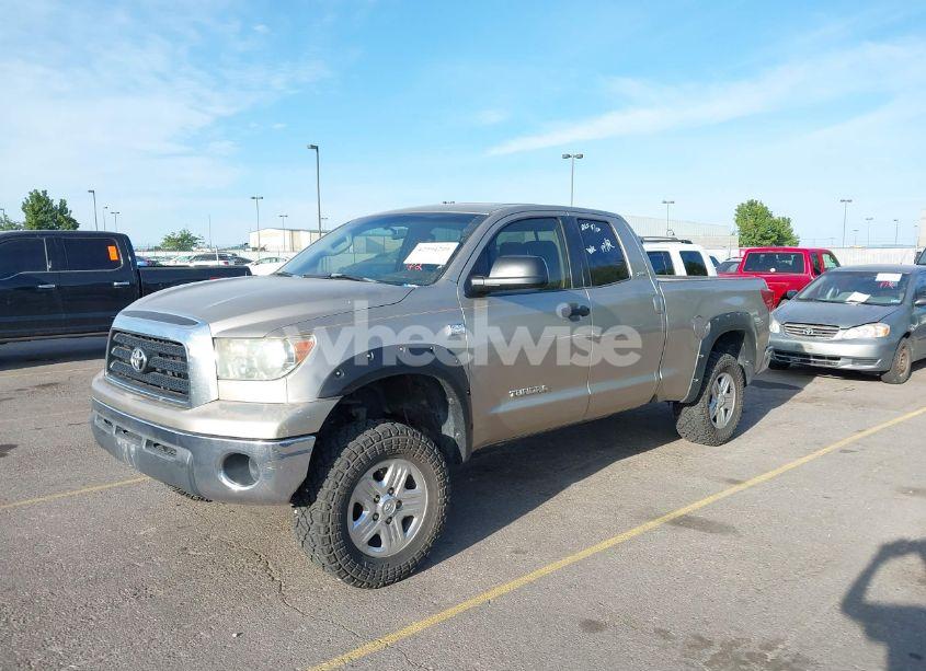 Photo 2 of 2007 Toyota Tundra SR5 4.7L V8 (VIN 5TFRT54177X013618)