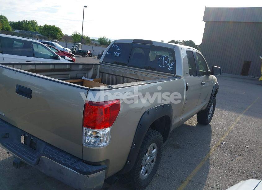 Photo 4 of 2007 Toyota Tundra SR5 4.7L V8 (VIN 5TFRT54177X013618)
