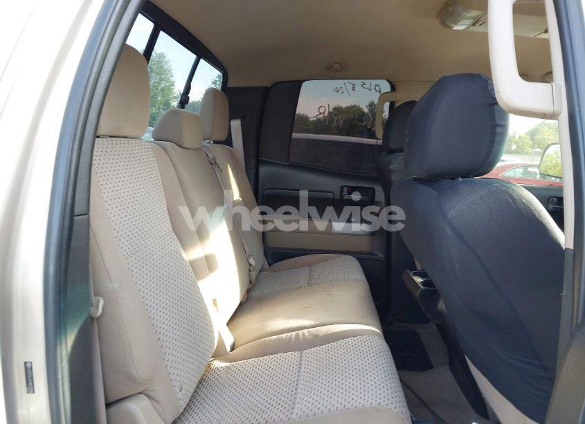 Photo 8 of 2007 Toyota Tundra SR5 4.7L V8 (VIN 5TFRT54177X013618)