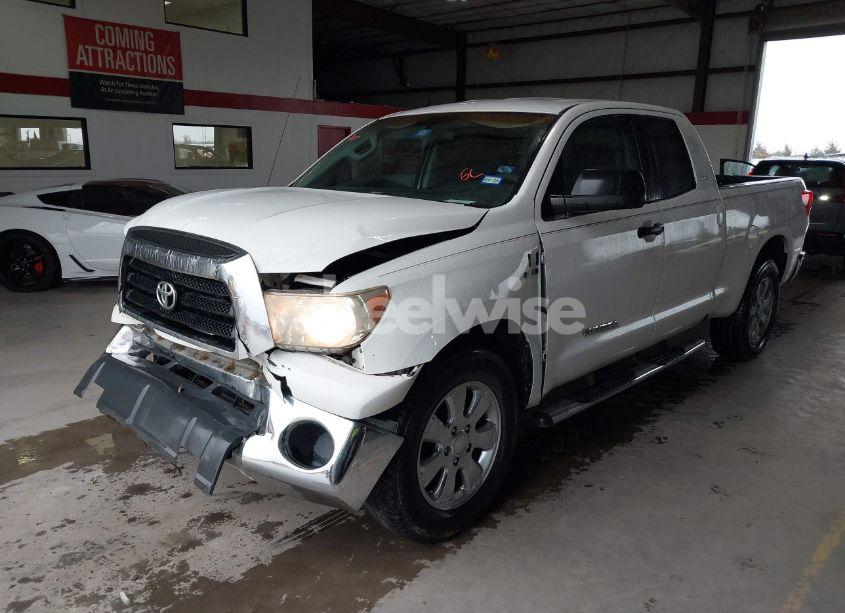 Photo 2 of 2007 Toyota Tundra SR5 4.7L V8 (VIN 5TFRT54197X015709)