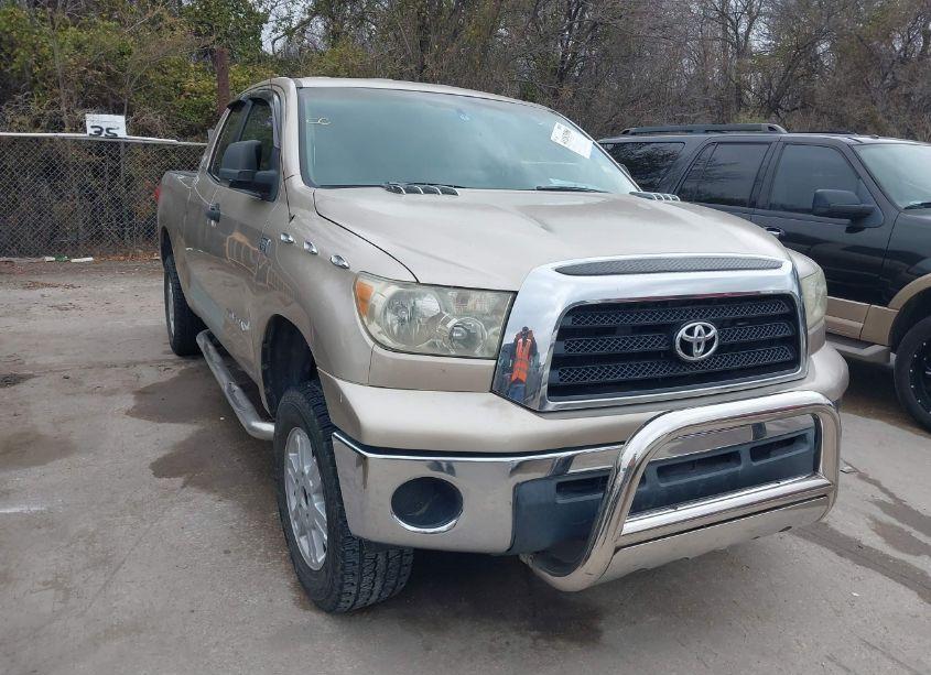 2007 Toyota Tundra SR5 4.7L V8 (VIN 5TFRT541X7X006307) main photo