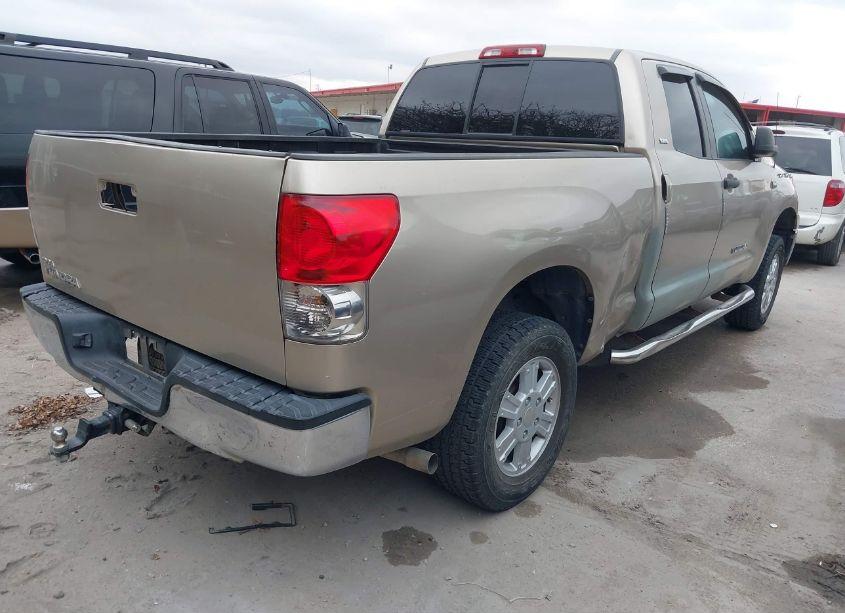 Photo 4 of 2007 Toyota Tundra SR5 4.7L V8 (VIN 5TFRT541X7X006307)