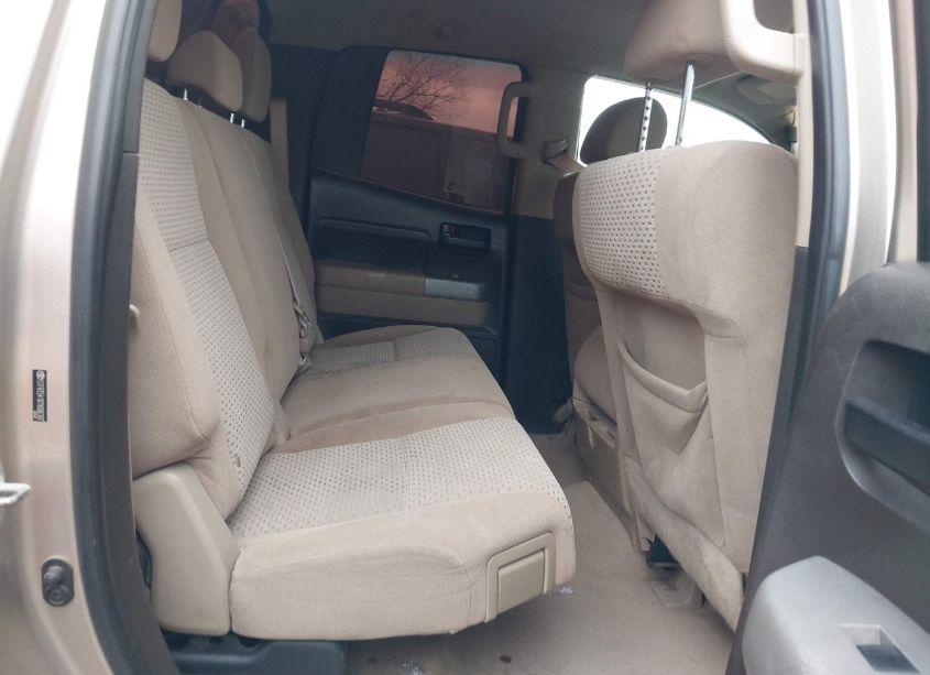 Photo 8 of 2007 Toyota Tundra SR5 4.7L V8 (VIN 5TFRT541X7X006307)