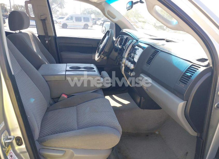 Photo 5 of 2009 Toyota Tundra GRADE V6 (VIN 5TFRU54139X018170)