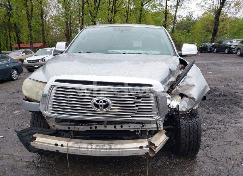 Photo 12 of 2010 Toyota Tundra GRADE V6 (VIN 5TFRU5F12AX022731)