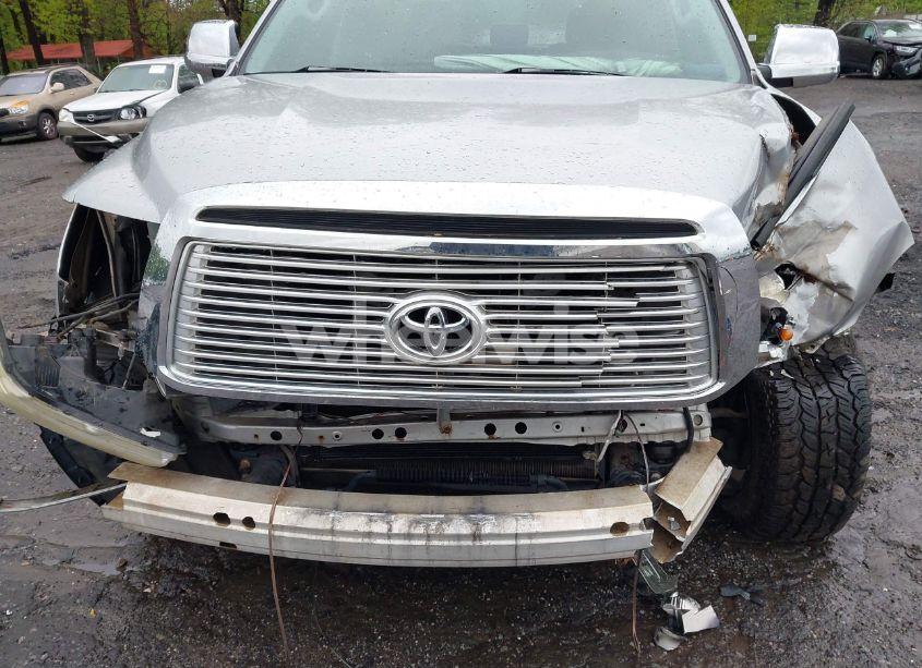 Photo 18 of 2010 Toyota Tundra GRADE V6 (VIN 5TFRU5F12AX022731)
