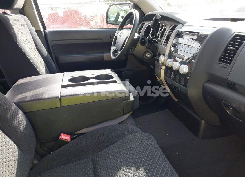 Photo 5 of 2010 Toyota Tundra GRADE V6 (VIN 5TFRU5F13AX024097)
