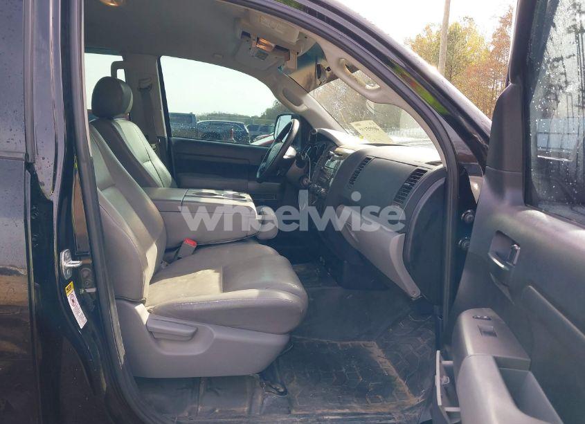 Photo 5 of 2012 Toyota Tundra GRADE V6 (VIN 5TFRU5F16CX028096)