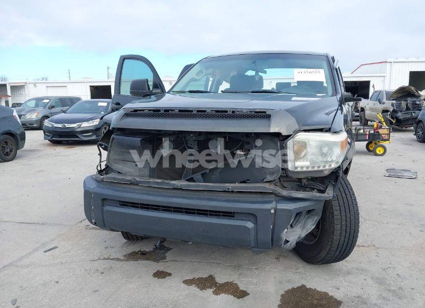 Photo 12 of 2014 Toyota Tundra SR V6 (VIN 5TFRU5F16EX033172)
