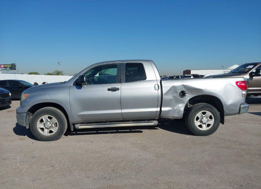 Photo 14 of 2008 Toyota Tundra SR5 5.7L V8 (VIN 5TFRV54108X065684)