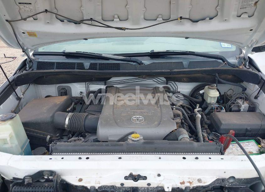 Photo 10 of 2007 Toyota Tundra SR5 V8 (VIN 5TFRV54117X005024)