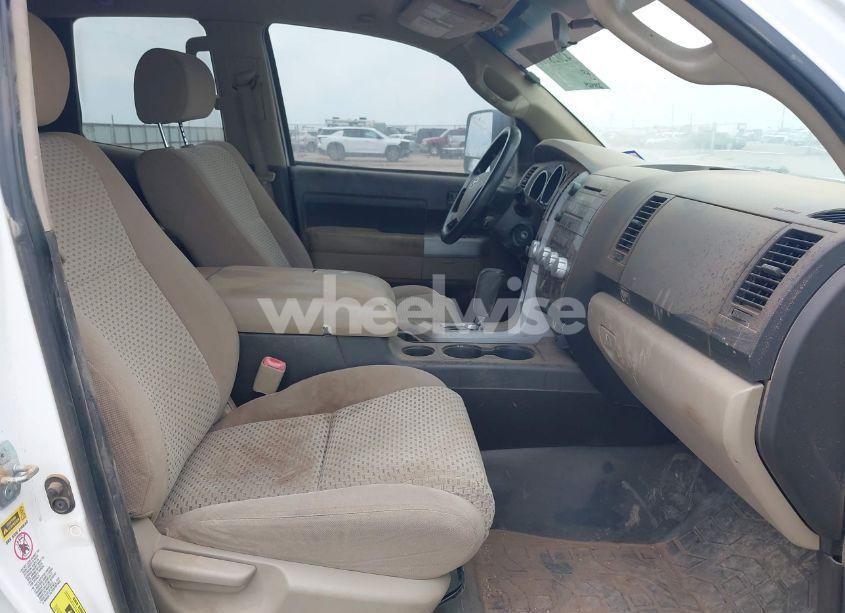 Photo 5 of 2007 Toyota Tundra SR5 V8 (VIN 5TFRV54117X005024)