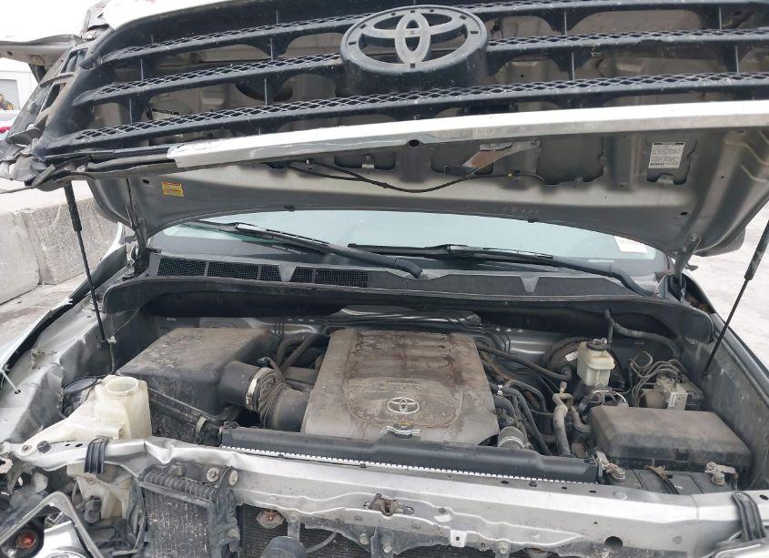Photo 10 of 2007 Toyota Tundra SR5 V8 (VIN 5TFRV54117X007162)