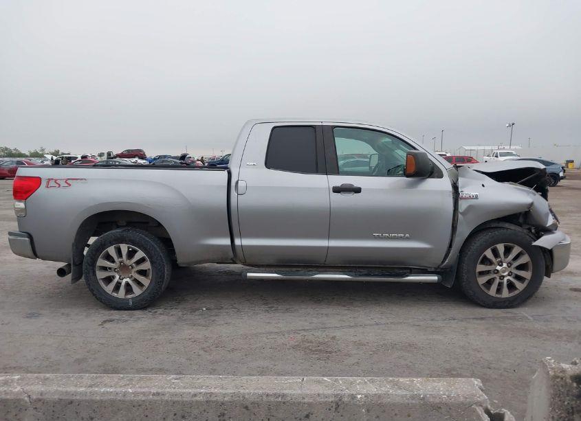 Photo 13 of 2007 Toyota Tundra SR5 V8 (VIN 5TFRV54117X007162)