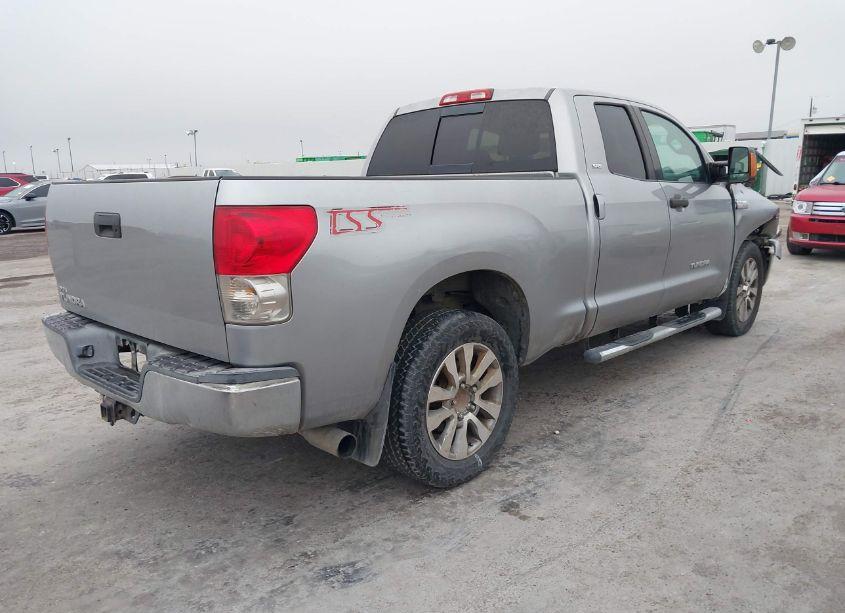 Photo 4 of 2007 Toyota Tundra SR5 V8 (VIN 5TFRV54117X007162)