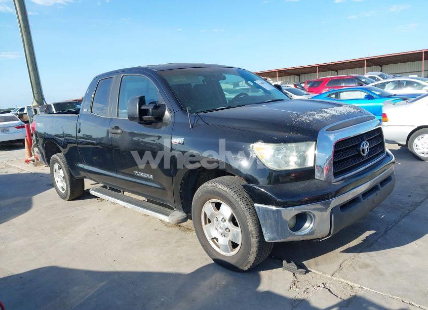 2007 Toyota Tundra SR5 V8 (VIN 5TFRV54117X007713) main photo