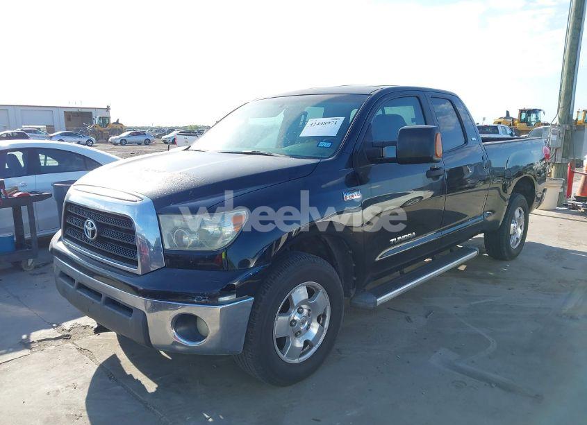 Photo 2 of 2007 Toyota Tundra SR5 V8 (VIN 5TFRV54117X007713)