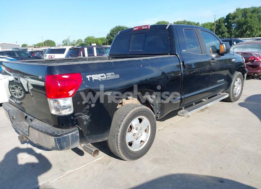 Photo 4 of 2007 Toyota Tundra SR5 V8 (VIN 5TFRV54117X007713)