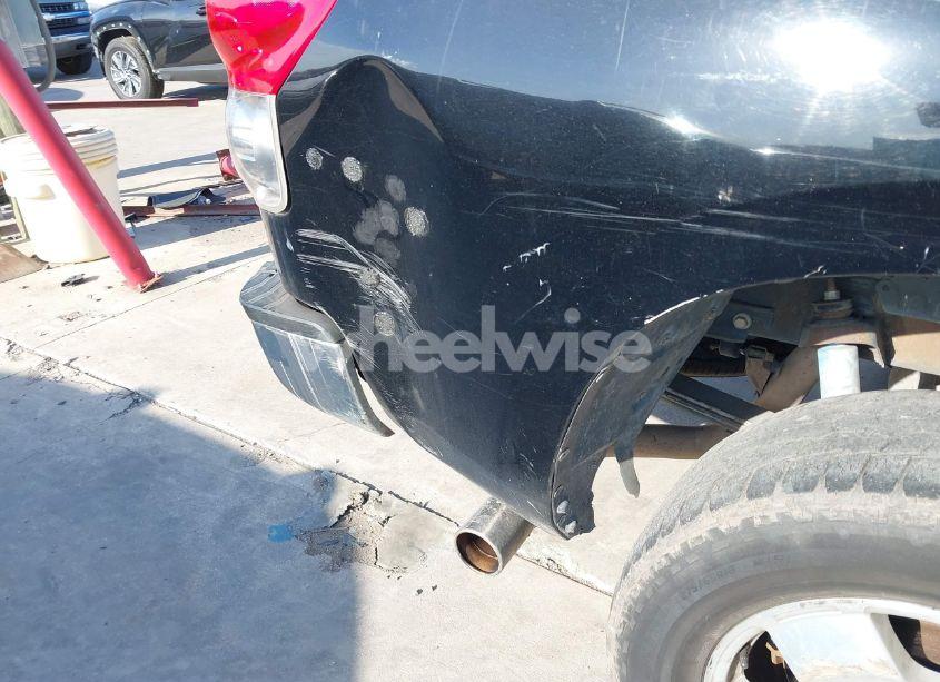 Photo 6 of 2007 Toyota Tundra SR5 V8 (VIN 5TFRV54117X007713)