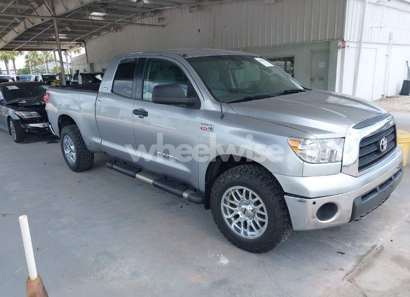 2007 Toyota Tundra SR5 V8 (VIN 5TFRV54117X011096) main photo