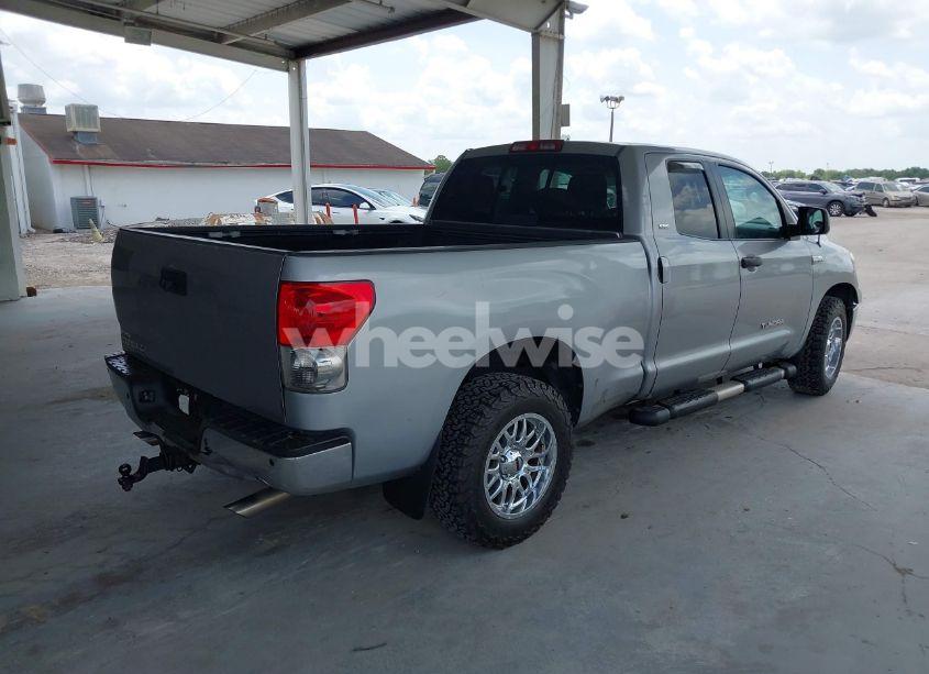 Photo 4 of 2007 Toyota Tundra SR5 V8 (VIN 5TFRV54117X011096)