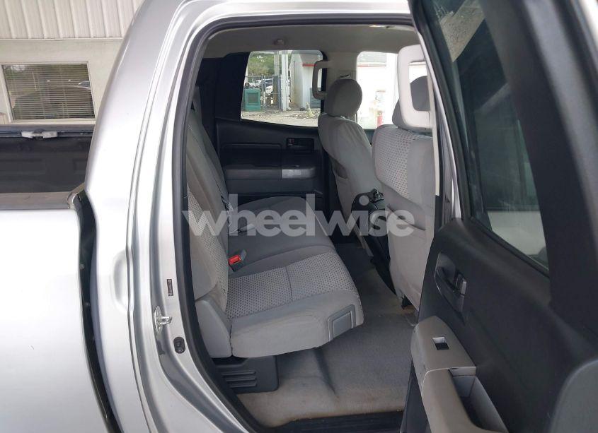 Photo 8 of 2007 Toyota Tundra SR5 V8 (VIN 5TFRV54117X011096)