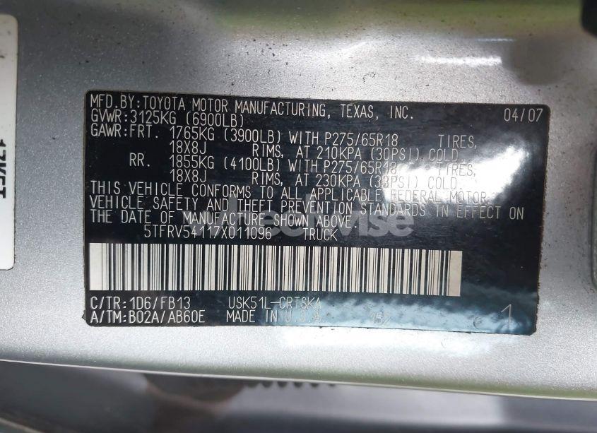 Photo 9 of 2007 Toyota Tundra SR5 V8 (VIN 5TFRV54117X011096)