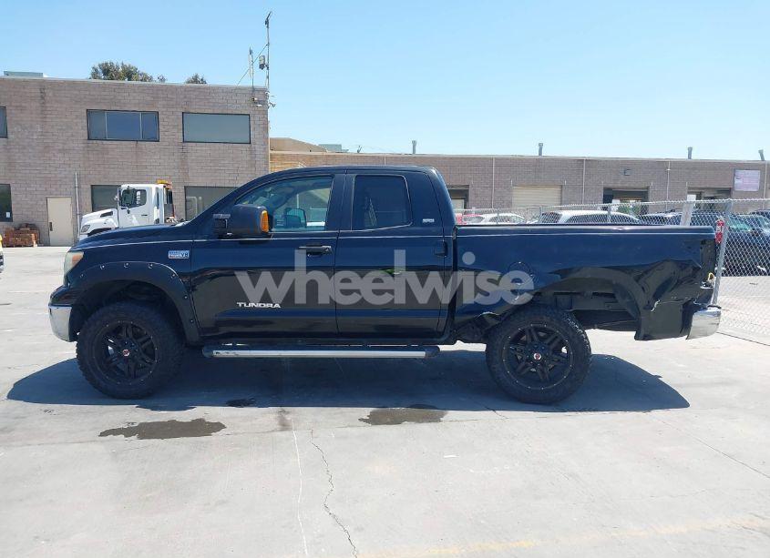 Photo 15 of 2007 Toyota Tundra SR5 V8 (VIN 5TFRV54117X012765)