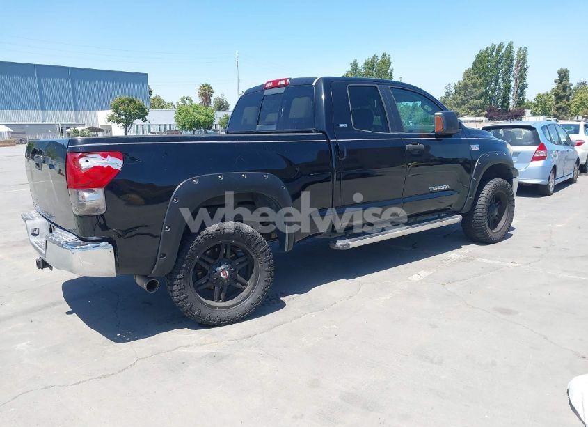 Photo 4 of 2007 Toyota Tundra SR5 V8 (VIN 5TFRV54117X012765)
