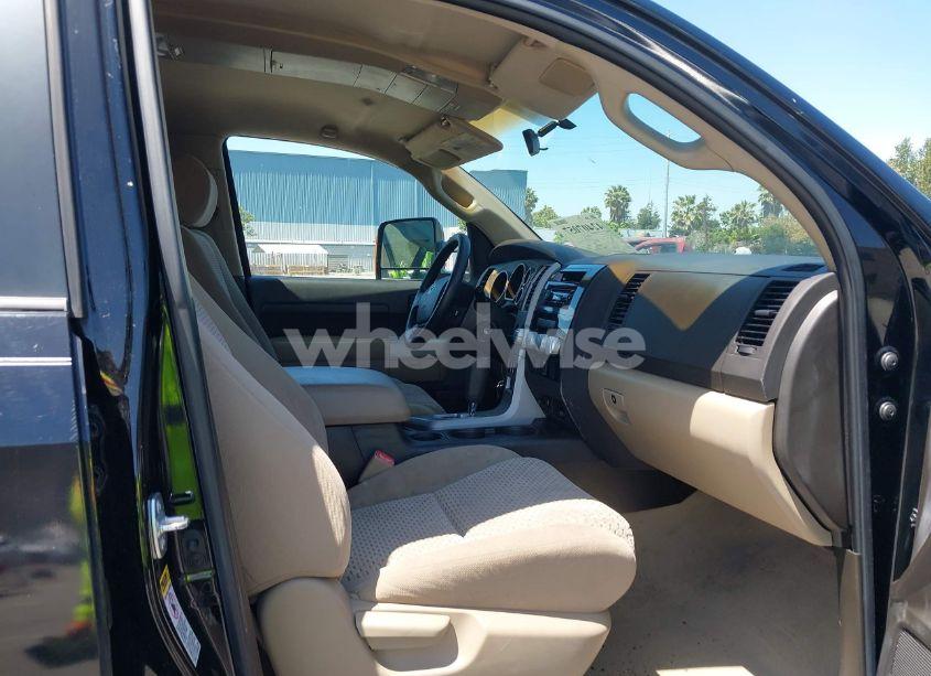 Photo 5 of 2007 Toyota Tundra SR5 V8 (VIN 5TFRV54117X012765)