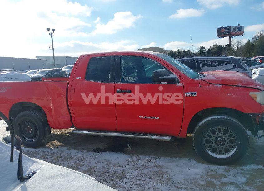 Photo 13 of 2007 Toyota Tundra SR5 V8 (VIN 5TFRV54127X021863)