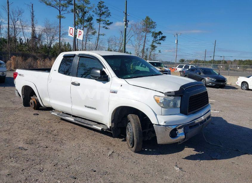2007 Toyota Tundra SR5 V8 (VIN 5TFRV54137X008183) main photo