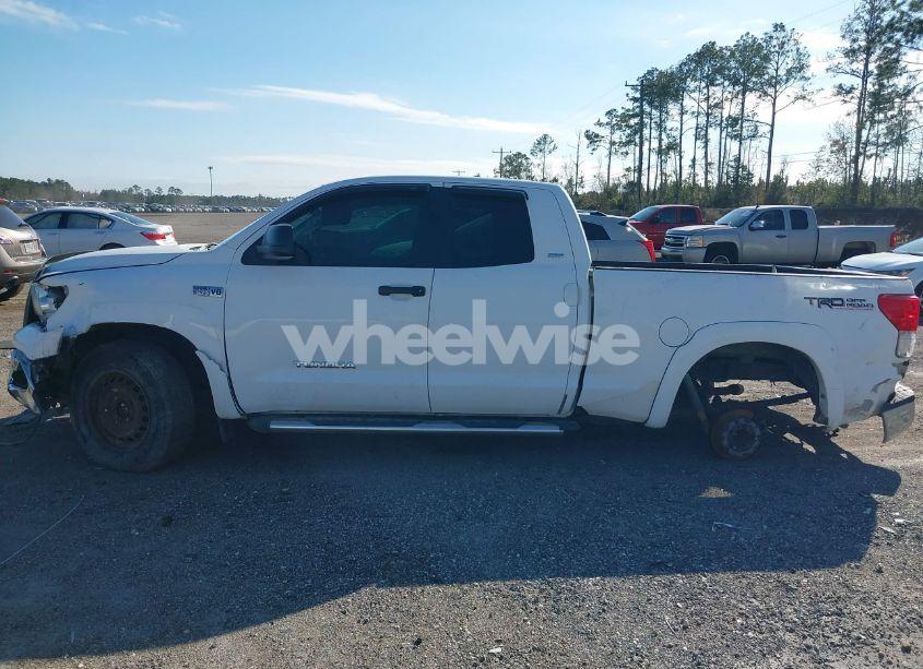 Photo 14 of 2007 Toyota Tundra SR5 V8 (VIN 5TFRV54137X008183)