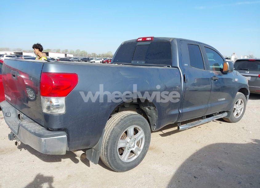 Photo 4 of 2007 Toyota Tundra SR5 V8 (VIN 5TFRV54137X015375)