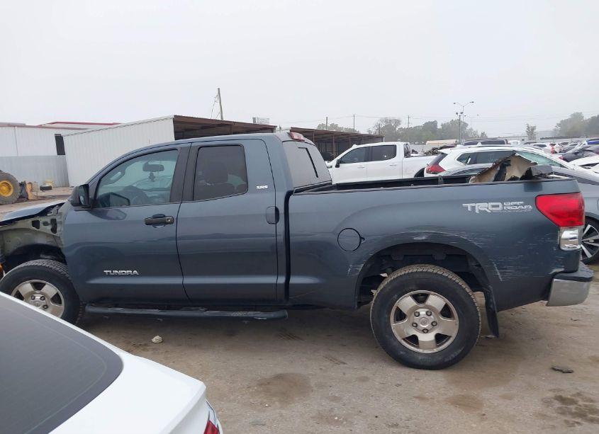 Photo 15 of 2008 Toyota Tundra SR5 5.7L V8 (VIN 5TFRV54138X052122)