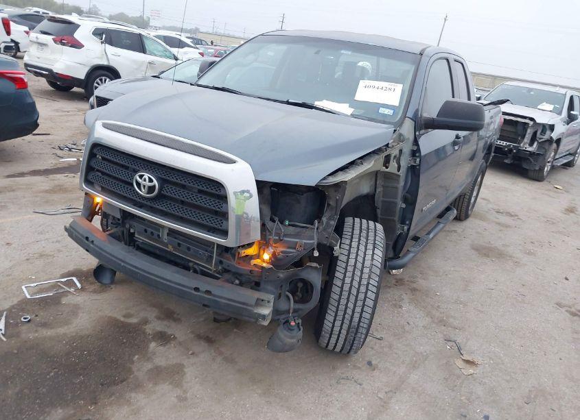 Photo 2 of 2008 Toyota Tundra SR5 5.7L V8 (VIN 5TFRV54138X052122)