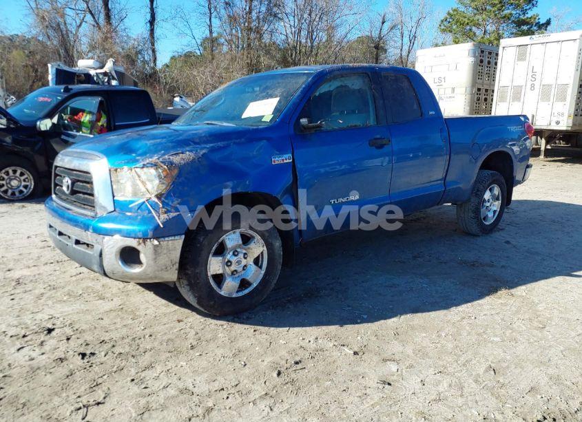 Photo 2 of 2009 Toyota Tundra SR5 5.7L V8 (VIN 5TFRV54149X073840)