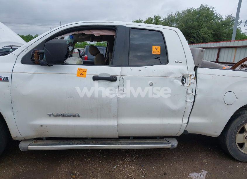 Photo 6 of 2007 Toyota Tundra SR5 V8 (VIN 5TFRV54157X008377)