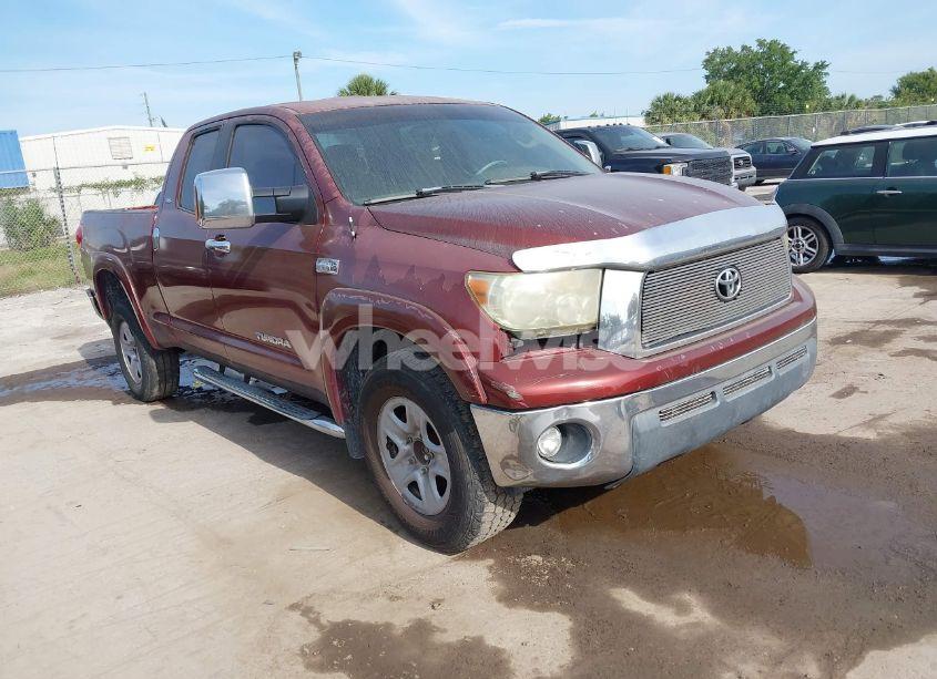 2007 Toyota Tundra SR5 V8 (VIN 5TFRV54157X014065) main photo